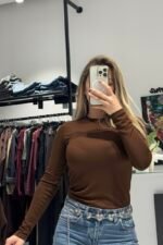 “Lana” basic top - Brown