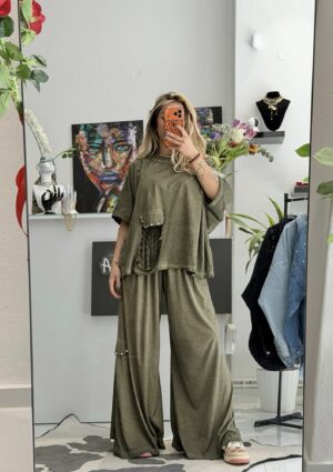 “Olive Rebel” | Street Style Set